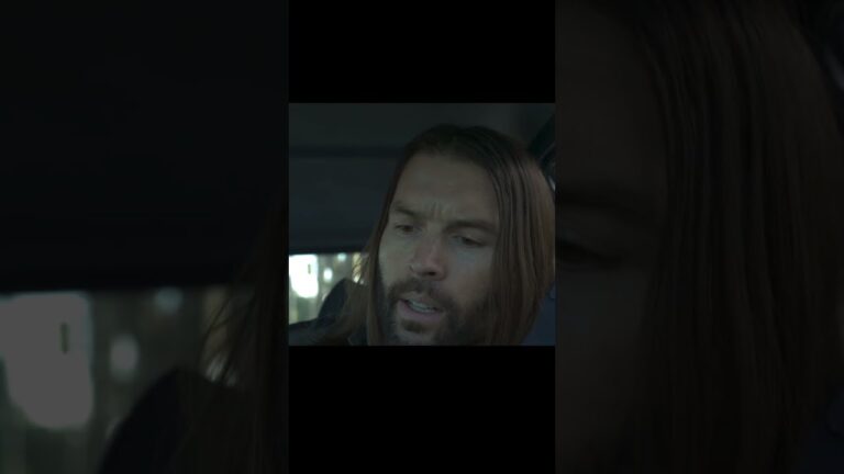 UFO / UAP discovered in music video footage after filmed. What do you think it is? #ufo #uap #zwtral