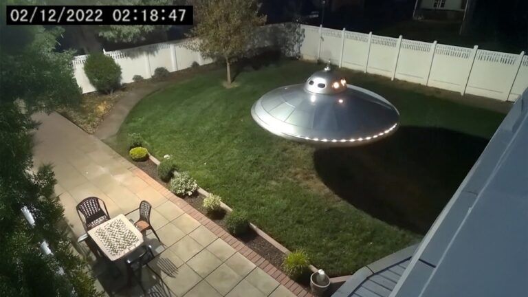 1 Hour of INSANE UFO Sightings of 2025 You Won’t Believe!